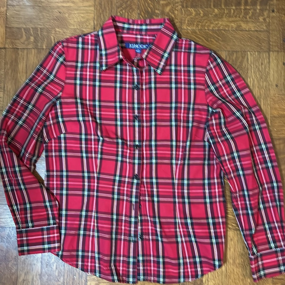 Long-sleeved red, black, white the plaid shirt, size 10